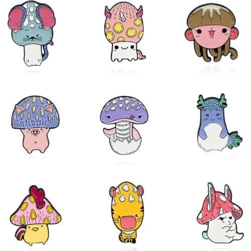 Cartoon Monkey Pig Lapel Pins Cute Enamel Badges Women Anime Brooches For Backpack Mini Hijab Pin Metal Decorative Badges Brooch