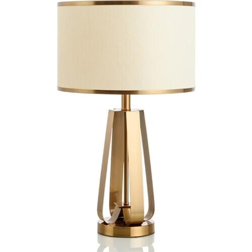 Post-Modern Simple Table Lamp Light Luxury American Metal Hotel Living Room Bedroom Study Bedside Lamp Soft Model Room