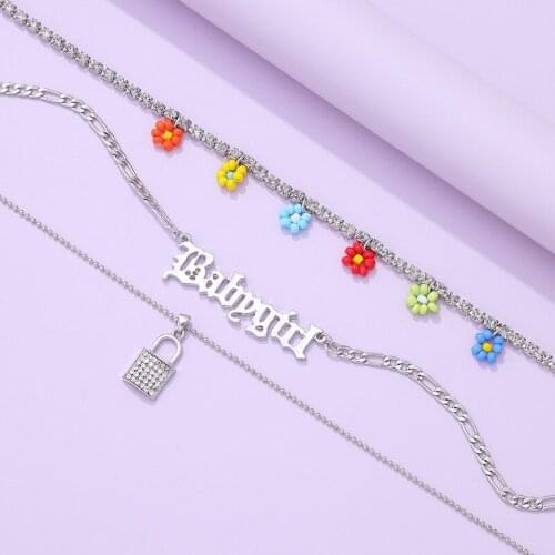 Origin Summer Vintage Multi Layered Letter Full Sparkly Rhinestone Lock Pendant Necklace for Women Meta Chain Necklace Jewelry