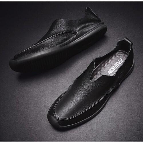 Moccasins Loafers Men Breathable Casual Slip on Leather Boat Shoe Breathable Outdoor Walking Flats Driving Shoes
