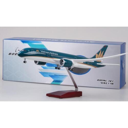1/130 Scale 47cm Simulation Boeing B787 Alloy Airplane Model Toys Vietnam Airlines Aircraft W Light&Wheels Diecast Plastic Plane