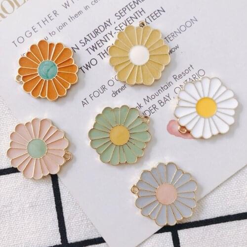 4 pieces Fashion small fresh college wind forest department small daisy drip oil personality earrings small pendant accessories