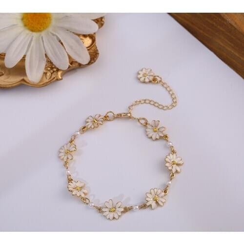 Korea individual character is melting originality designs bracelet contracted the bracelet of small and pure and fresh woman