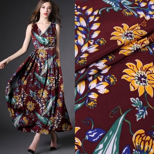 Customized summer dress mulberry silk crepe de chine fabric skin-friendly breathable digital printing silk fabric