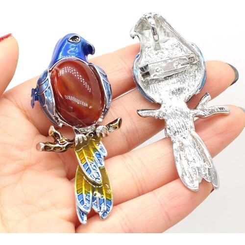 Fine Enamel Brooches Natural Stone Cute Parrot Rose Quartzs for Animal Bird Brooch Jewelry Women Gift 15 Colors Available