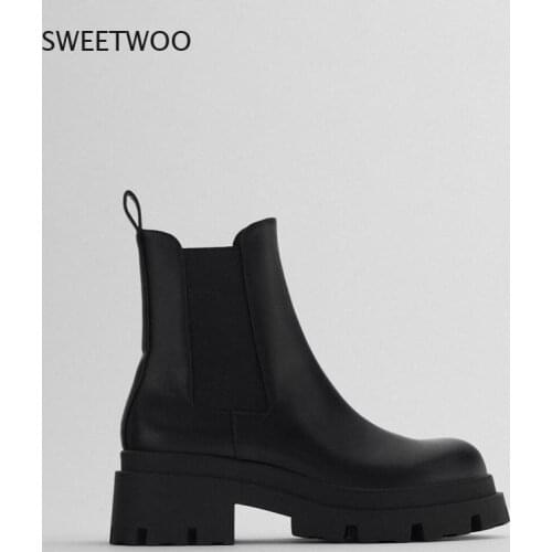 2020 Warm Fur Ankle Boots for Women Slip On Women Chelsea Boots Black Leather Chunky Heel Platform Boots Women Winter Shoes