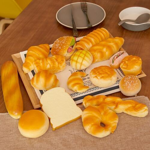 11pcs/17pcs Simulation bread Hamburger food Decoration pretend play kitchen toys sets squishy Slow Rising Squeeze Antistress toy