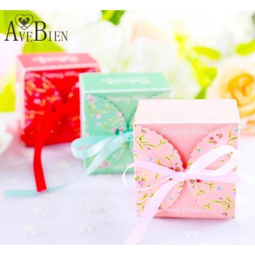 AVEBIEN Laser Cutting Flower Design Party Decorations Wedding Candy Box Wedding Gift Box For Guests Wedding Favors And Gift 20pc