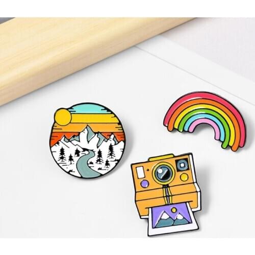 Cute Rainbow Sunset Retro Camera Film Tape Film Creative Brooch Cartoon Pin Pendant Fixed Clothes Bag Accessories Badge