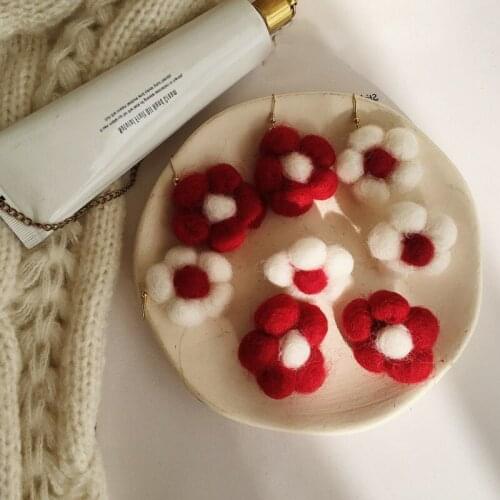 2020 New Trendy Womens Earrings Lovely Sweet Flower Drop Earrings For Women Girl Brides Wedding Jewelry Party Gifts Wholesale