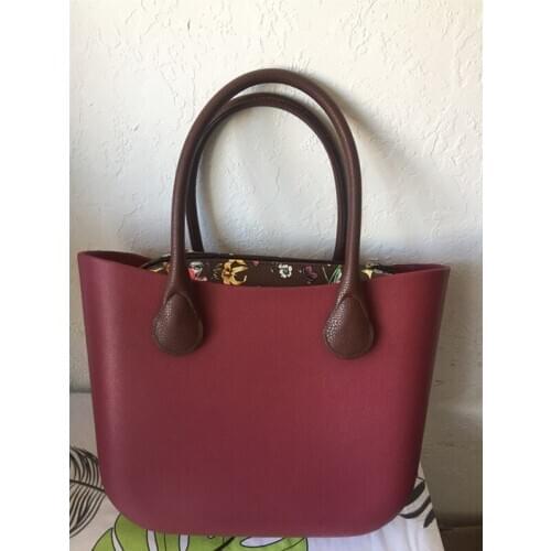 Classic Size Wine Red Color Women Handbag For Fall And Winter 2020