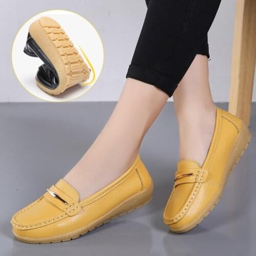 New Genuine Leather Shoes Woman Slip On Women Flats Moccasins Womens Loafers Spring Autumn Mother Shoe Big Size 35-44