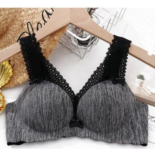 Women Sexy Lace Bra Wide Shoulder Strap Solid Color One Piece Bras Seamless Wire Free Push Up Padded Bra