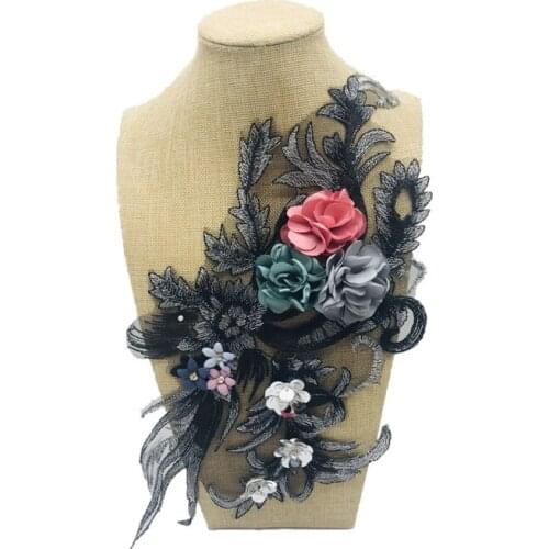 Clothing Accessories Handed Beading 3D Flower Embroidered Patches Lace Applique for Wedding Dress DIY Decoration