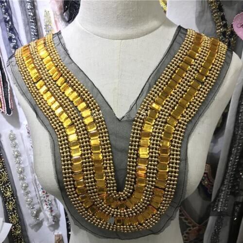 Fashion handmade beaded collar patches for clothing DIY floral embroidered parches appliques for clothes decoration parch ropa