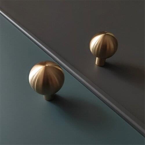 Bonjean Nordic Minimalist Design Round Spherical Brass Handle Single Hole Wardrobe Cabinet Drawer Knob Copper Handles diy