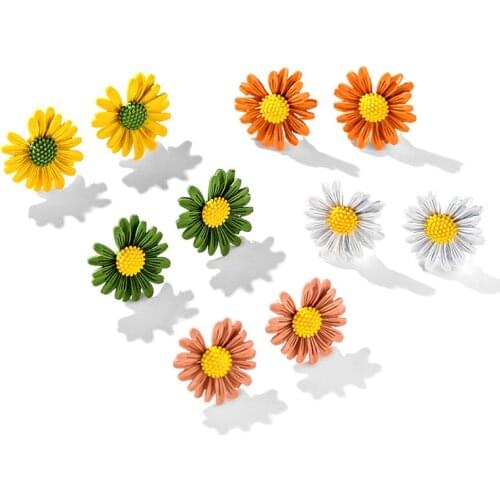Cute, Small And Stylish Little Daisy Cute Sweet Earrings Korean New Party Dating Wild White Yellow Green Flower Ear Jewelry