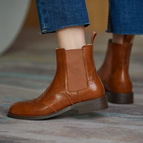 2021 Winter Women Boots Retro Chelsea boots Women Shoes luxury Women ANKLE Boots Genuine Leather Bullock fur boots Square heel