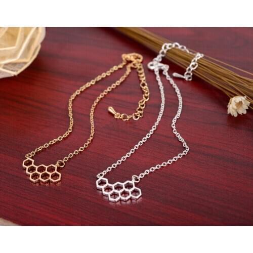 Fashion Honeycomb Bracelets Gold White Rose Three Color Optional Suitable for Men And Women