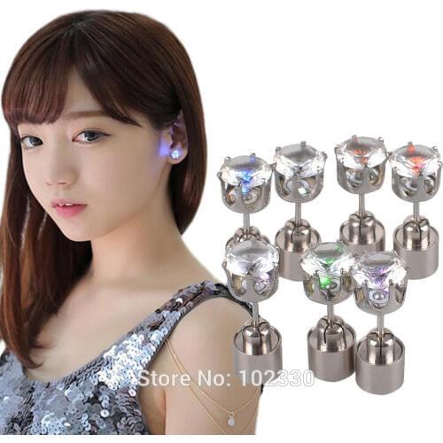Night Club LED Stud Flash Earrings Hairpins Strobe LED Earring Lights Strobe LED Luminous Earring Party Magnets Fashion S201740
