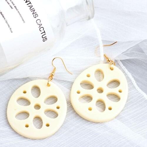 10pcs Korea Resin Funny personality Simulation White Lotus Root Earrings pendant popular Wholesale Jewelry Accessories Material