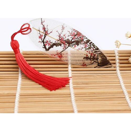 1pcs Handmade Handmade Vein Bookmark Chinese Fenghua Plum Blossoms Bookmark and Share