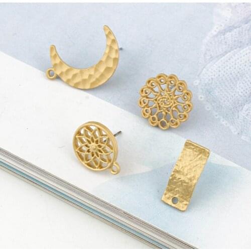 4Pcs Vintage Moon Flowers Stud Earring Findings Alloy Charms Bohemia Handmade Hollow Gold Oorbellen Eardrops Accessories C214