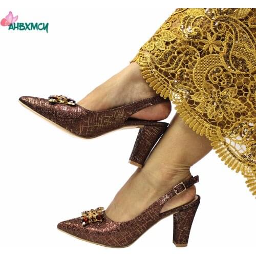 Mature Style New Design High Quality Pointed Toe Nigerian Women Shoes and Bag to Match in Coffee Color for Wedding Party