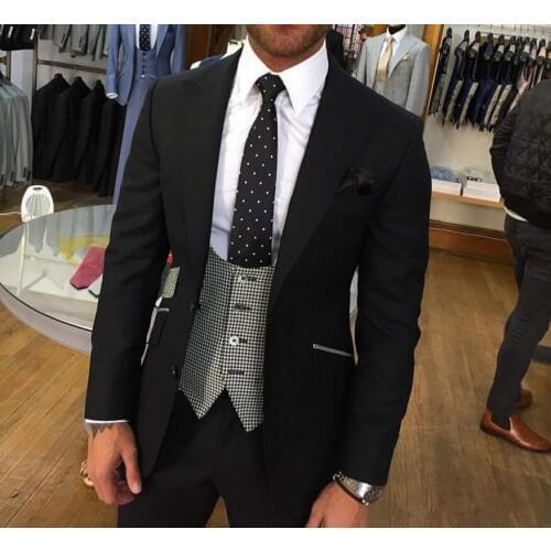 Stylish Black Groom Tuxedos Peak Lapel Man Business Suits Prom Party Blazer Waistcoat Trousers Sets(Jacket+Pants+Vest)