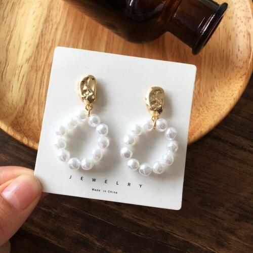Vintage Baroque Shaped Pearl Clip on Earrings Temperament Korean Style Simple Circle Round Clip Earrings Without Piercing Women