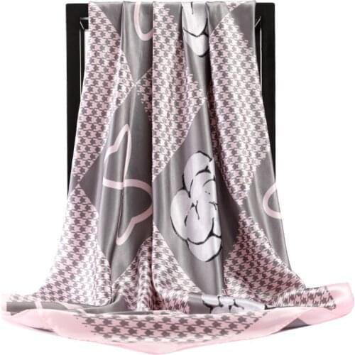 Fashion 90X90CM Dustproof Bandanna Female Classic Lattice Handkerchief Summer Sunscreen Print Silk Scarves Popular Square Shawls