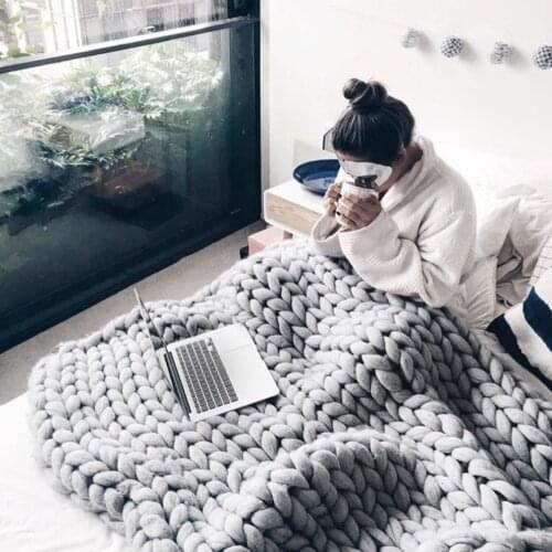 New 2020 Hot Comfortable Keep Warm Soft Thick Line Giant Yarn Knitted Blanket Handmade Manual Weaving Photography Props Blankets