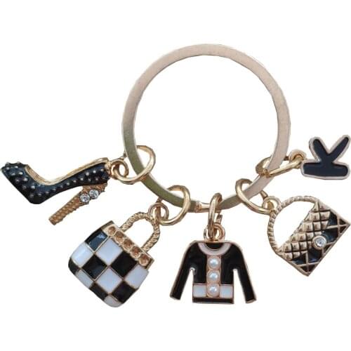 Black A-Z Letters Luxury Enamel KC Gold Plated Keychain Key Ring Handbag Blouse Style Women Lady Female Jewelry Gift