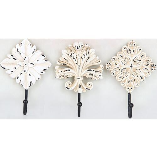 Hot Sale New Continental Antique White Flower Three-piece Wall Mounted Hook Dress Hat Coat Hanging Hanger Bathroom Robe Hooks
