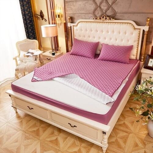 FLOWERS AND CAKES Mattress Covers