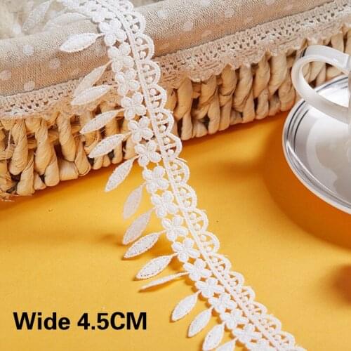 5CM Wide Beautiful White Tassel Flower Embroidery Lace Fabric Wedding Dress Decorative Trimming Sewing Embossed Lace