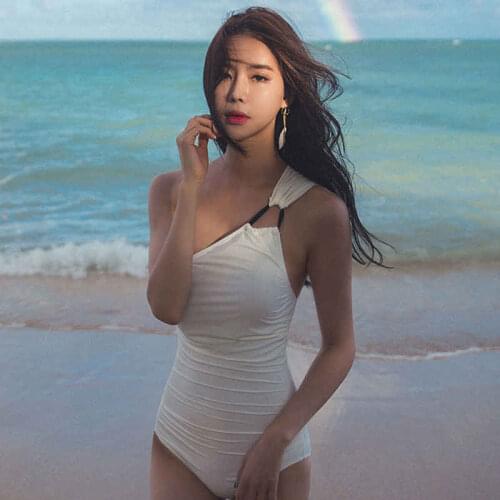2021 Hot Korean Version New White Oblique Shoulder Gathered Sexy Folds Elasticity Small Fresh High Waist Bikini Swimsuit Women