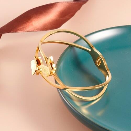 OMKAIMING Newest Womens Bangles Classic Butterfly Bracelets For Women Fashion Gold Bangles Titanum Steel Jewelry Gifts