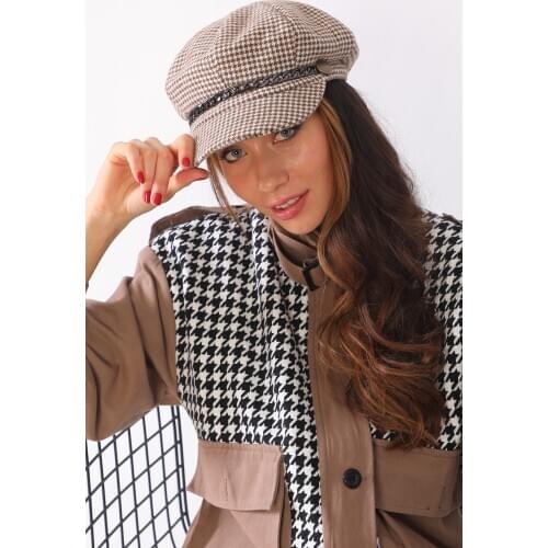 YENİ SEZON ÜRÜN Kadın Sütlü Kahverengi Zincir Detaylı Kaşe Kaptan Model Şapka