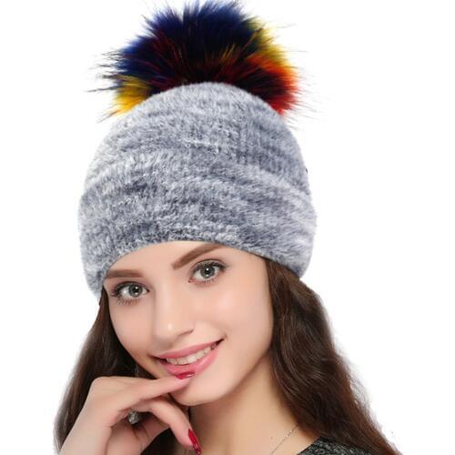 Charm Wood New Style Soft Warm Women Velvet Hat Elastic Female Beanie Hats Winter Autumn Ladies Skull Cap with Real Fur Pompom