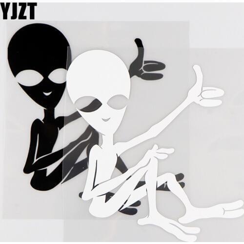 YJZT 13.8X14.8CM Personality Vinyl Decal Ufo Car Sticker Funny Alien Black / Silver 10A-0214