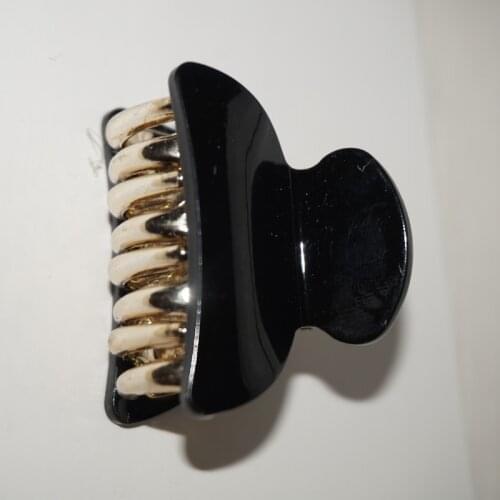 Korean fashion adult hair ornament acrylic claw clip wash face large hairpin hairpin face wash clip simple headwear gift scarf