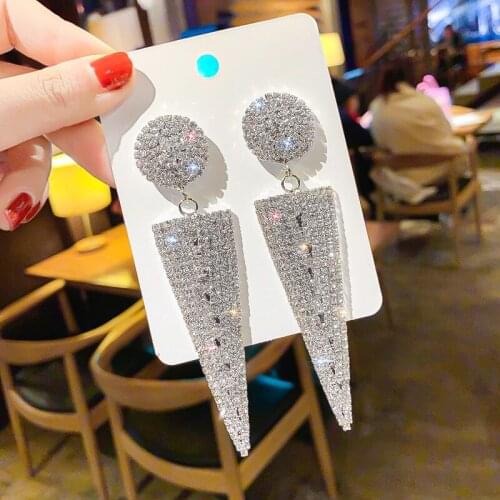 USTAR Full Rhinestone Big Triangle Drop Earring for Women Hyperbole Geometric Dangle Earring Statement Fashion Jewelry gifts