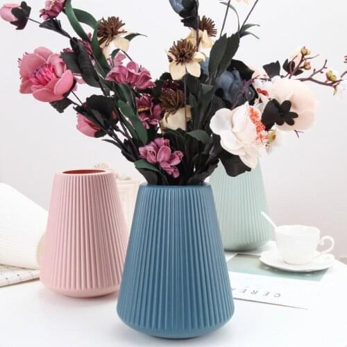 Modern Plastic Flower Vase Home Decoration Imitation Ceramic Room Desk Decor Origami Ornaments Flower Plant Holder Flower Pots