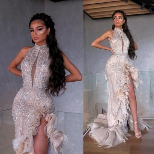 2020 Luxury Side Split Prom Gowns Feather Ruffles Halter Party Dresses Beaded Lace Appliques Mermaid Evening Dresses