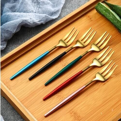 1pcs Fruit Fork Luxury 304 Stainless Steel Gold Cake Dessert Forks Small Fork Used For Cake in Party Snail Fork Restaurant