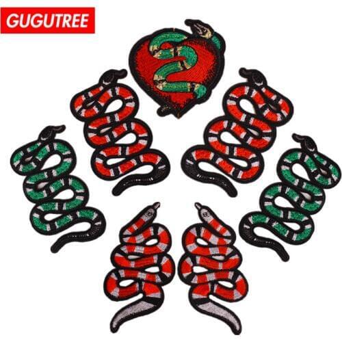 GUGUTREE embroidery snake patches love heart patches badges applique patches for clothing ZK-9