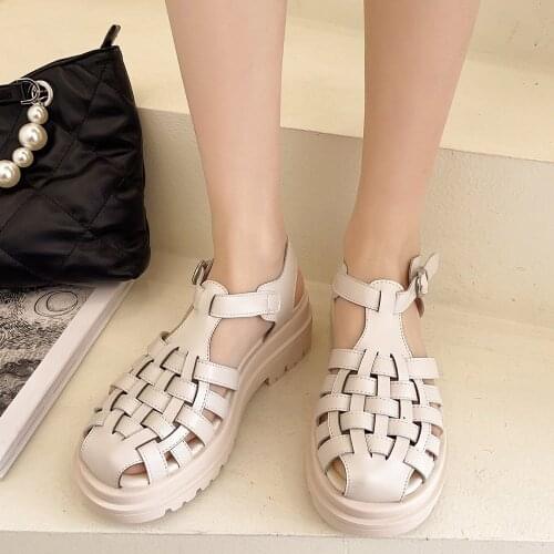 New Rome Womens Sandals 2021 Flat Shoes Round Toe Leather Holiday Beach Shoes Woman Comfort Thick Sole Sandalias Mujer