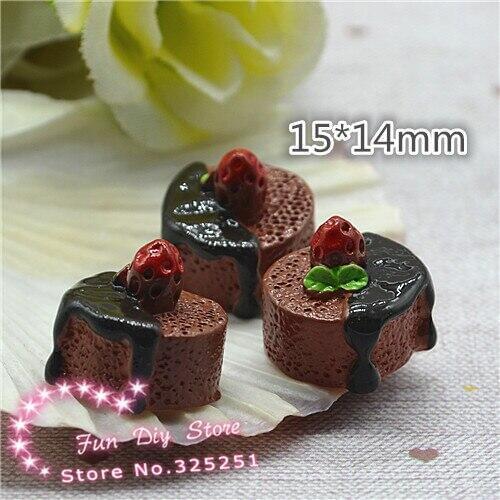 Resin chocolate cake with strawberry flat back food cabochon crafts for decoration 15*14mm