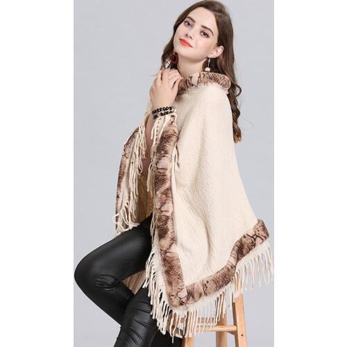 SWONCO Knitting Ponchos Woman Winter Coat Cloak Tassel 2019 New Female Fashion Black Capes Fur Warm Winter Cloak Lady Shoulder